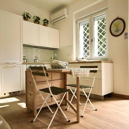Double Free Parking Anna Verra Cottage Marano di Napoli Bagian luar foto