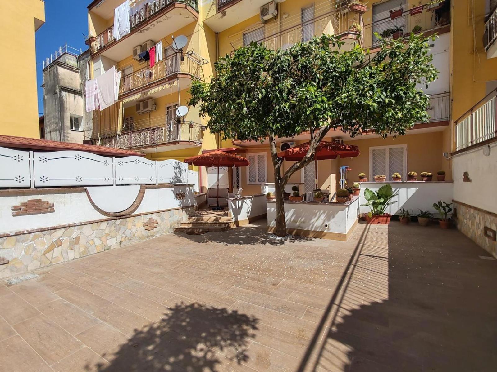 Double Free Parking Anna Verra Cottage Marano di Napoli Bagian luar foto