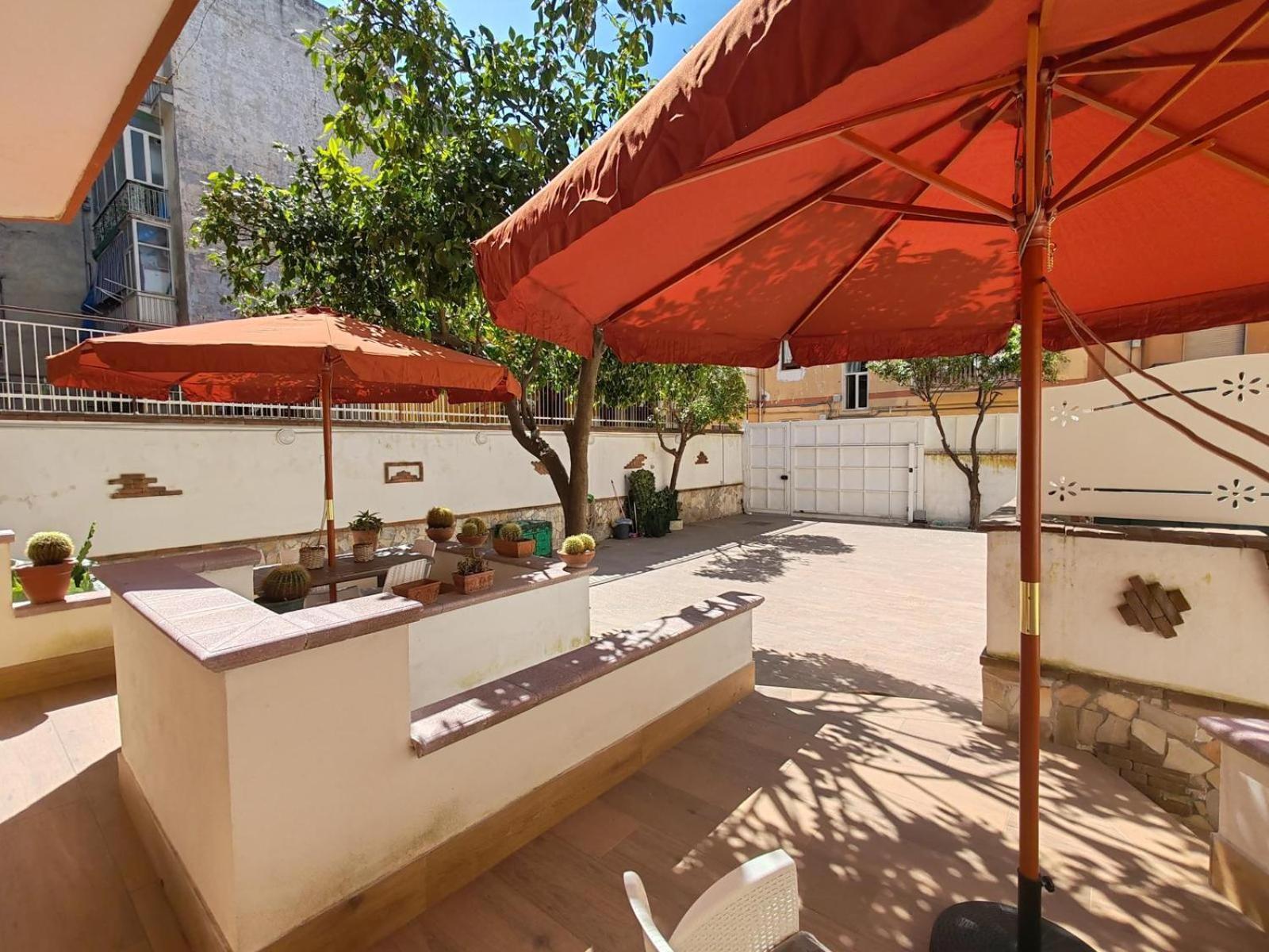 Double Free Parking Anna Verra Cottage Marano di Napoli Bagian luar foto