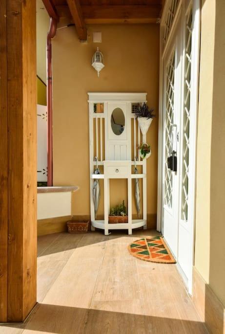 Double Free Parking Anna Verra Cottage Marano di Napoli Bagian luar foto